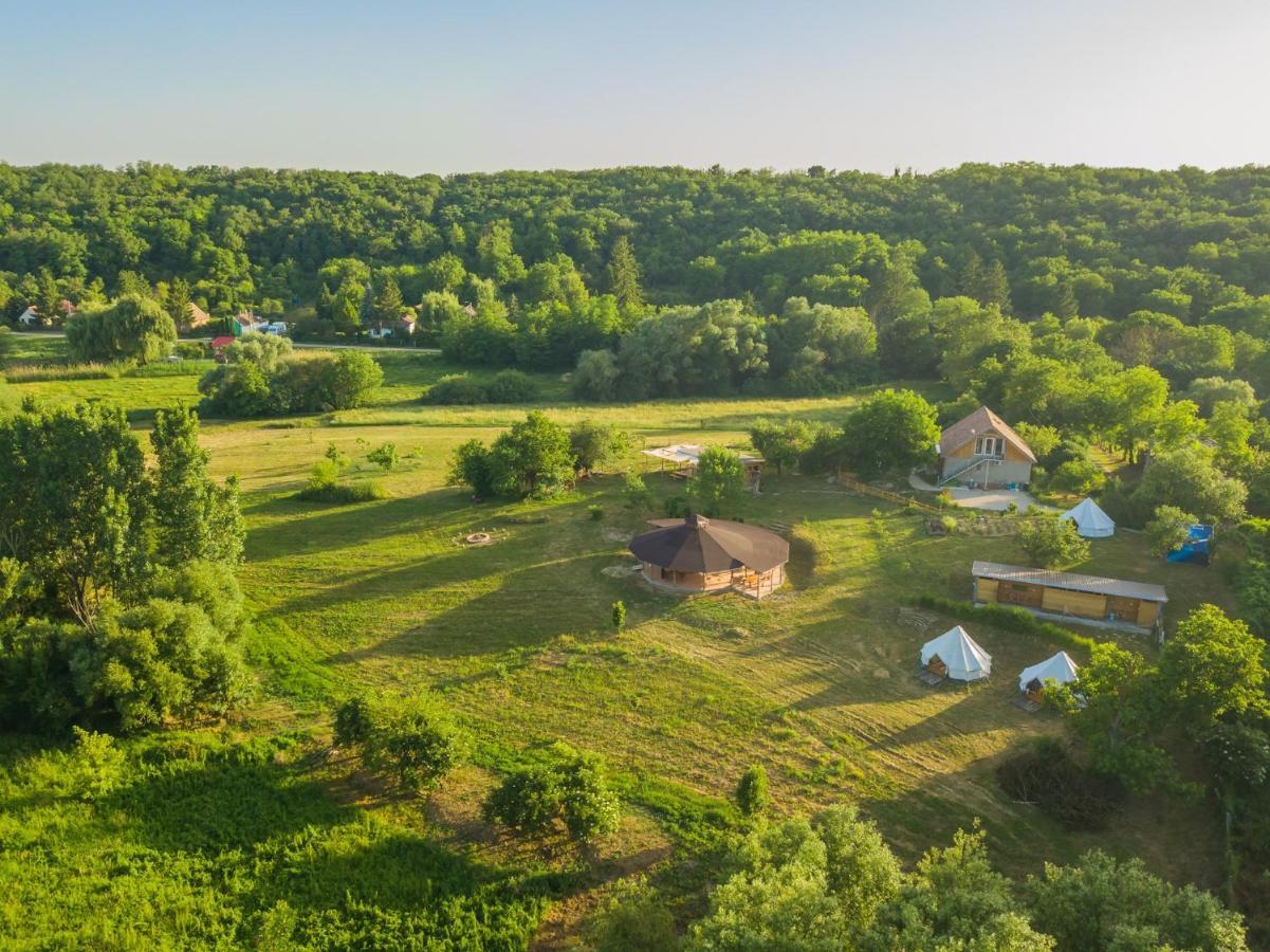 Szellos Ret Camping Balvanyos Buitenkant foto