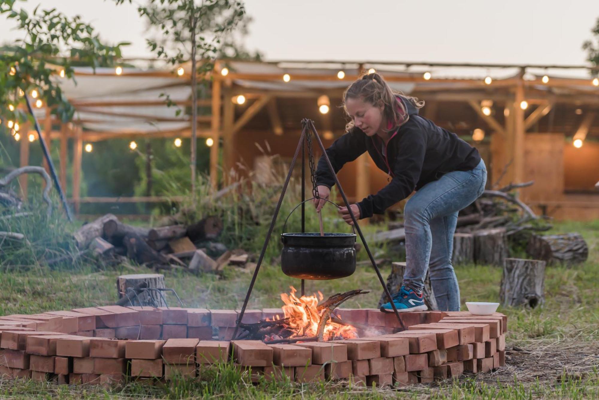 Szellos Ret Camping Balvanyos Buitenkant foto